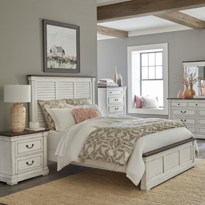Hillcrest Bedroom Collection
